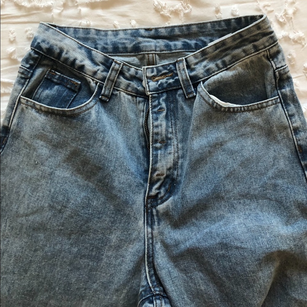 Jeans - Picture 3 of 3